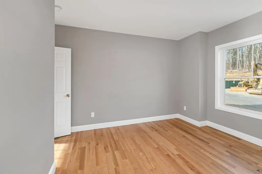 11 Shelburne Lane Concord NH 03301