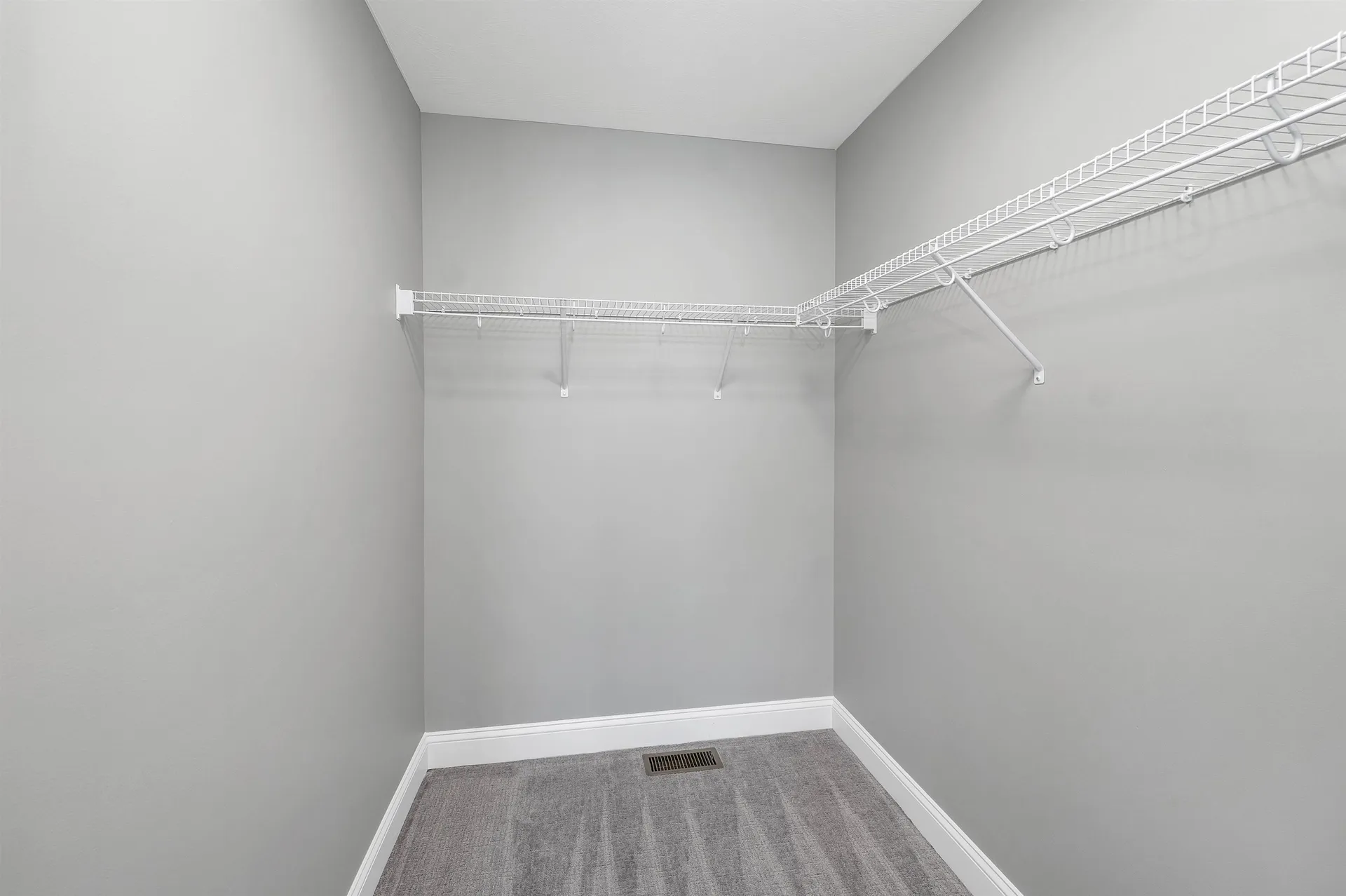 11 Shelburne Lane Concord NH 03301