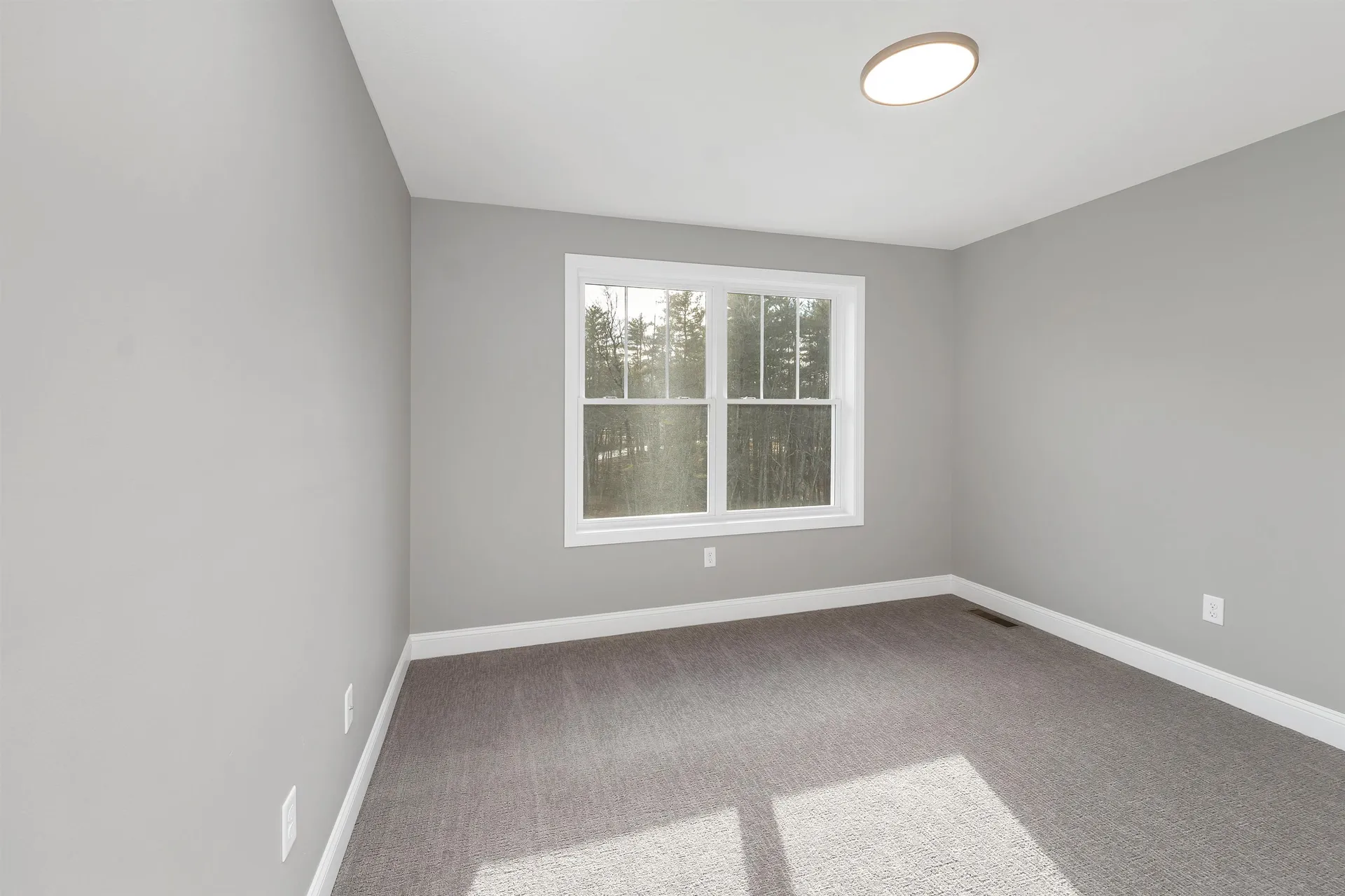 11 Shelburne Lane Concord NH 03301