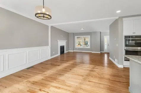 11 Shelburne Lane Concord NH 03301