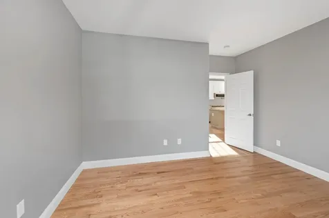 11 Shelburne Lane Concord NH 03301