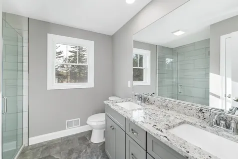 11 Shelburne Lane Concord NH 03301