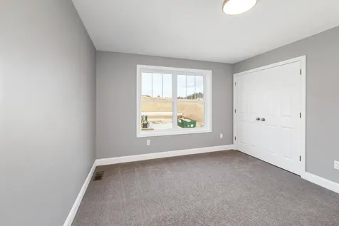 11 Shelburne Lane Concord NH 03301