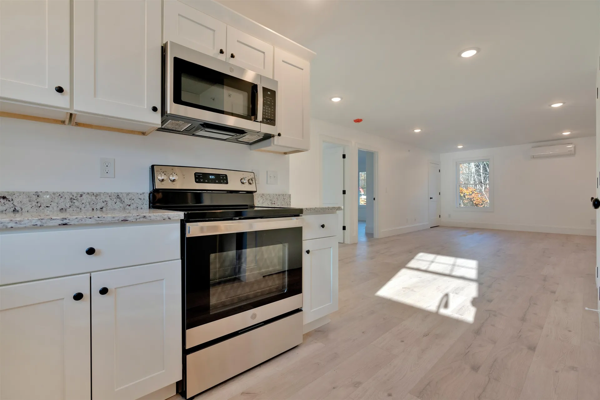 13 Miami Way Rochester NH 03867