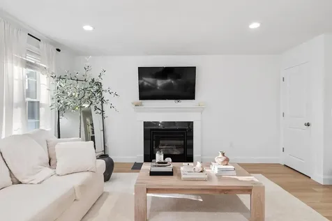 4a Terraceview Drive Hudson NH 03051