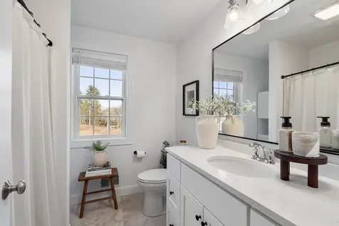 4a Terraceview Drive Hudson NH 03051