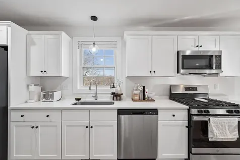 4a Terraceview Drive Hudson NH 03051