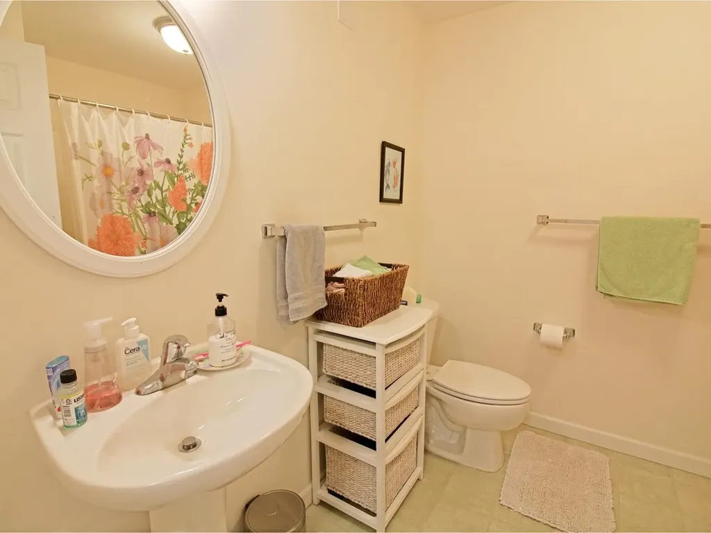 101 Eldredge Street South Burlington VT 05403