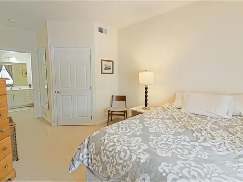 101 Eldredge Street South Burlington VT 05403