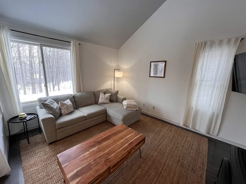 98 Sugar Run Lane Fayston VT 05673