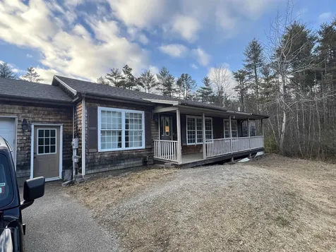 20 Lee Road Barrington NH 03825