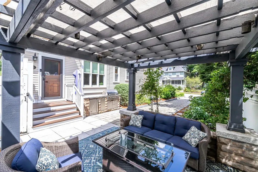 116 Everett Street Manchester NH 03104