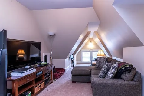 116 Everett Street Manchester NH 03104