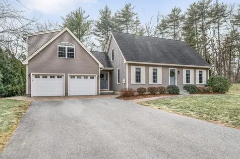 16 Juniper Way Merrimack NH 03054