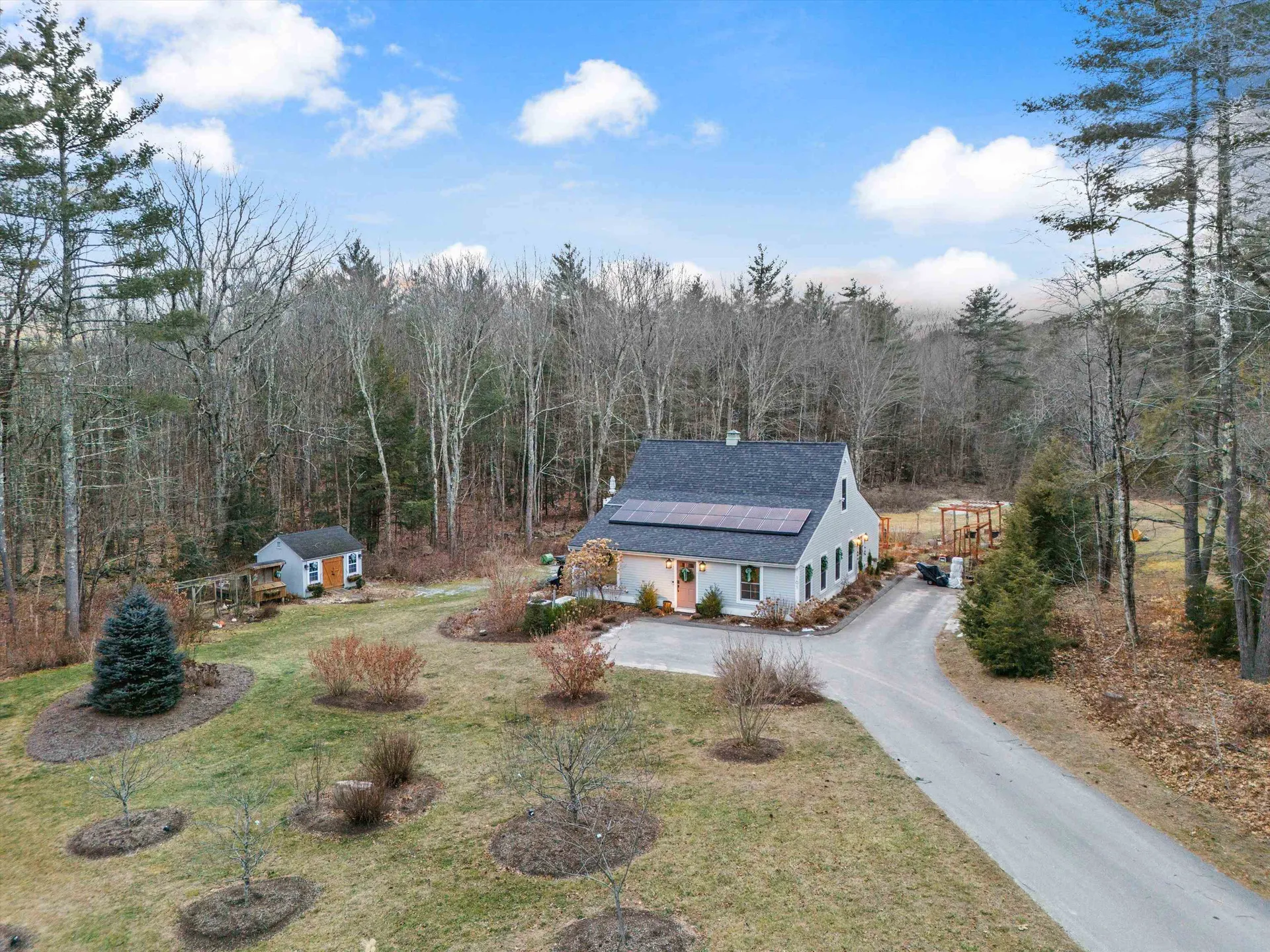 101 Buxton School Road Weare NH 03281