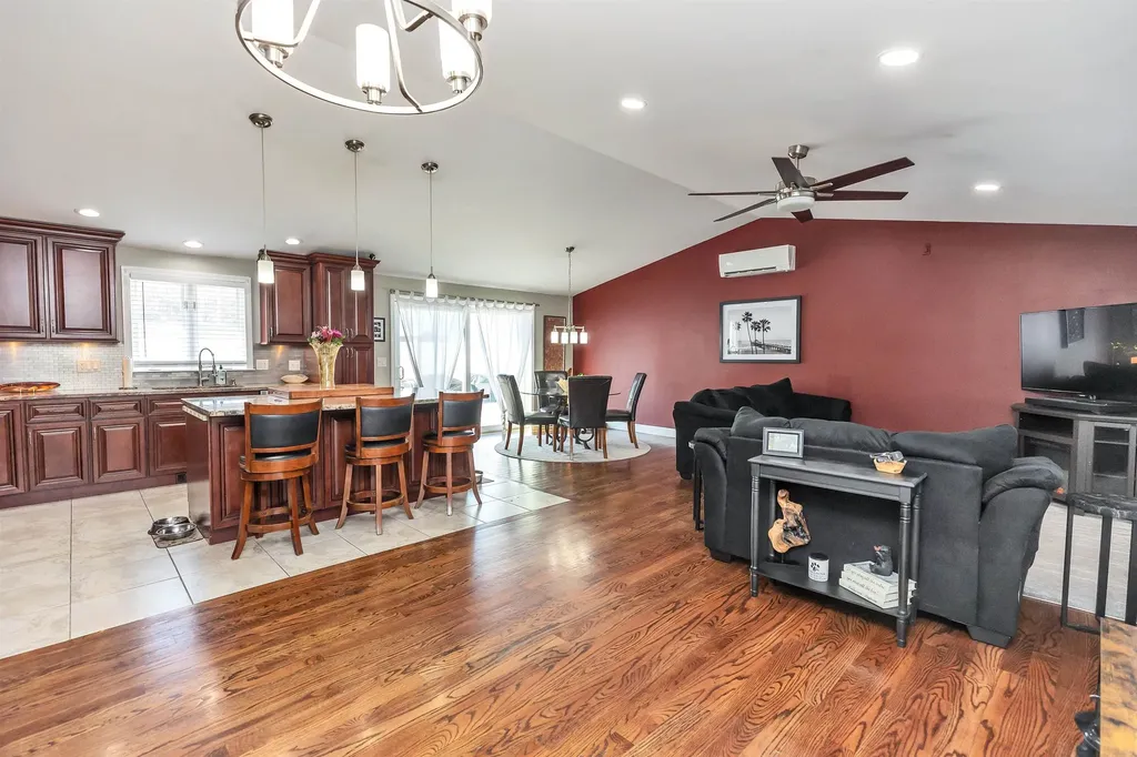 489 Blevens Drive Manchester NH 03104