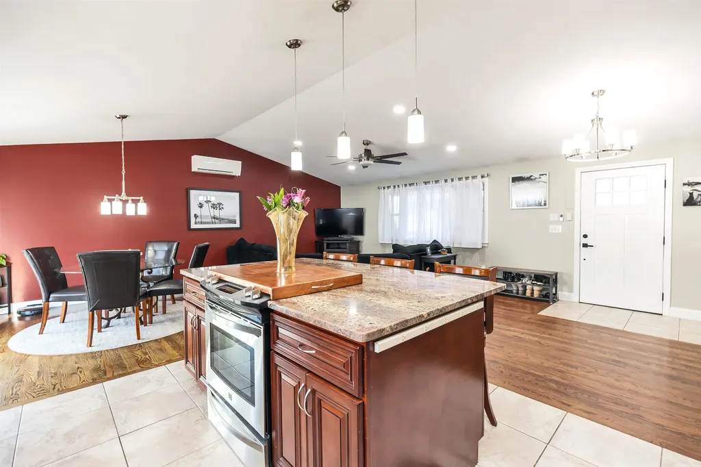 489 Blevens Drive Manchester NH 03104