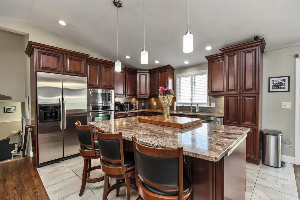 489 Blevens Drive Manchester NH 03104