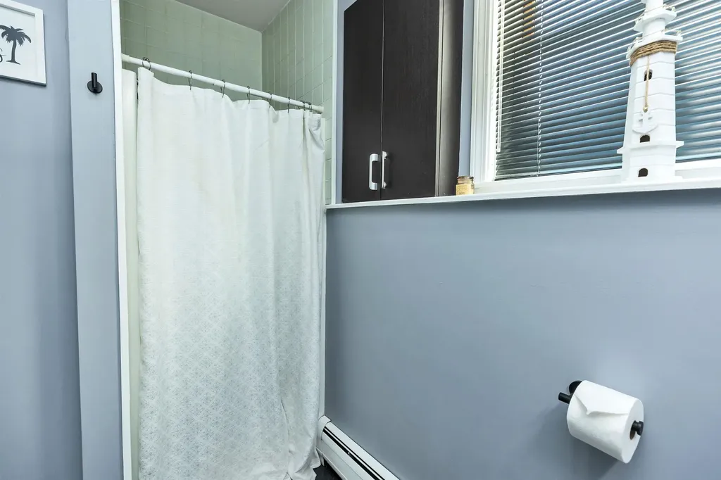 489 Blevens Drive Manchester NH 03104