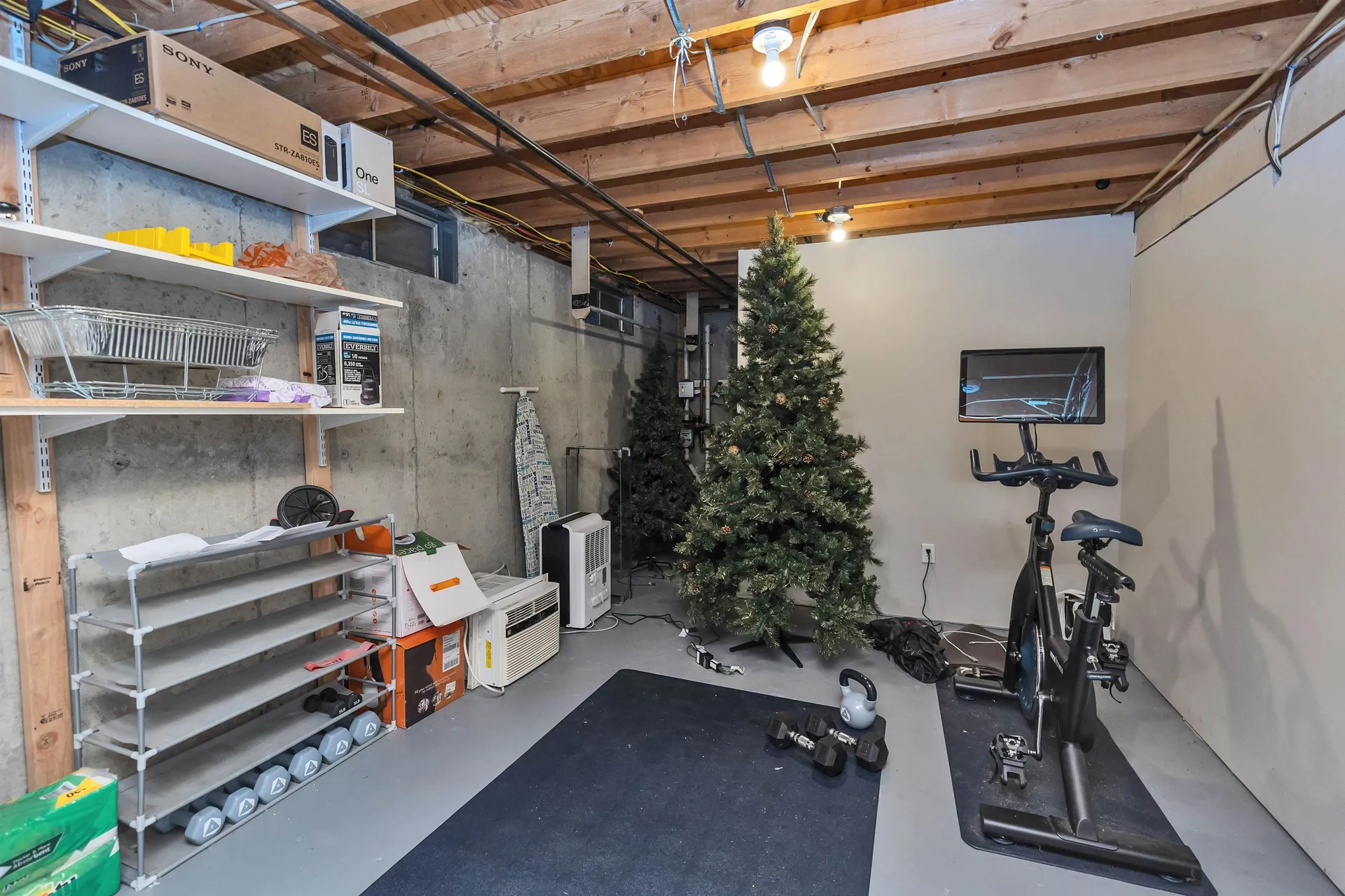 489 Blevens Drive Manchester NH 03104