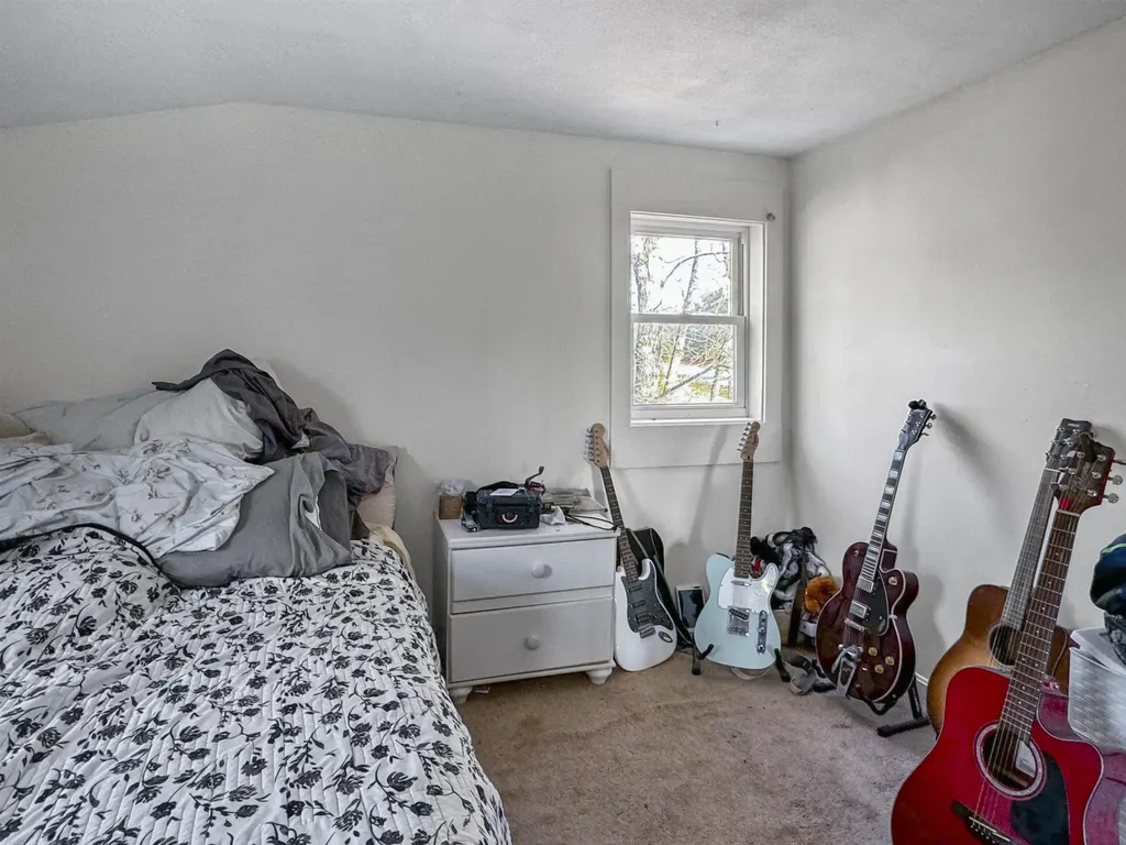 46 Folsom Drive Newmarket NH 03857-2049