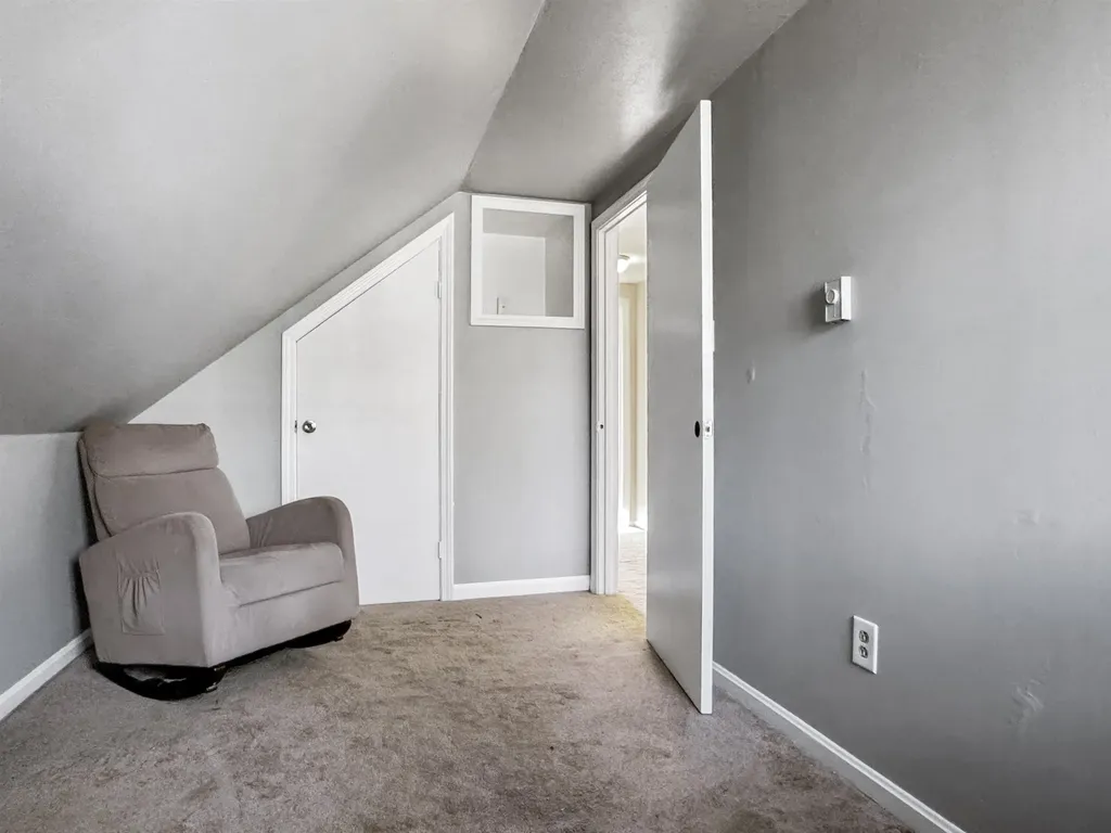 46 Folsom Drive Newmarket NH 03857-2049