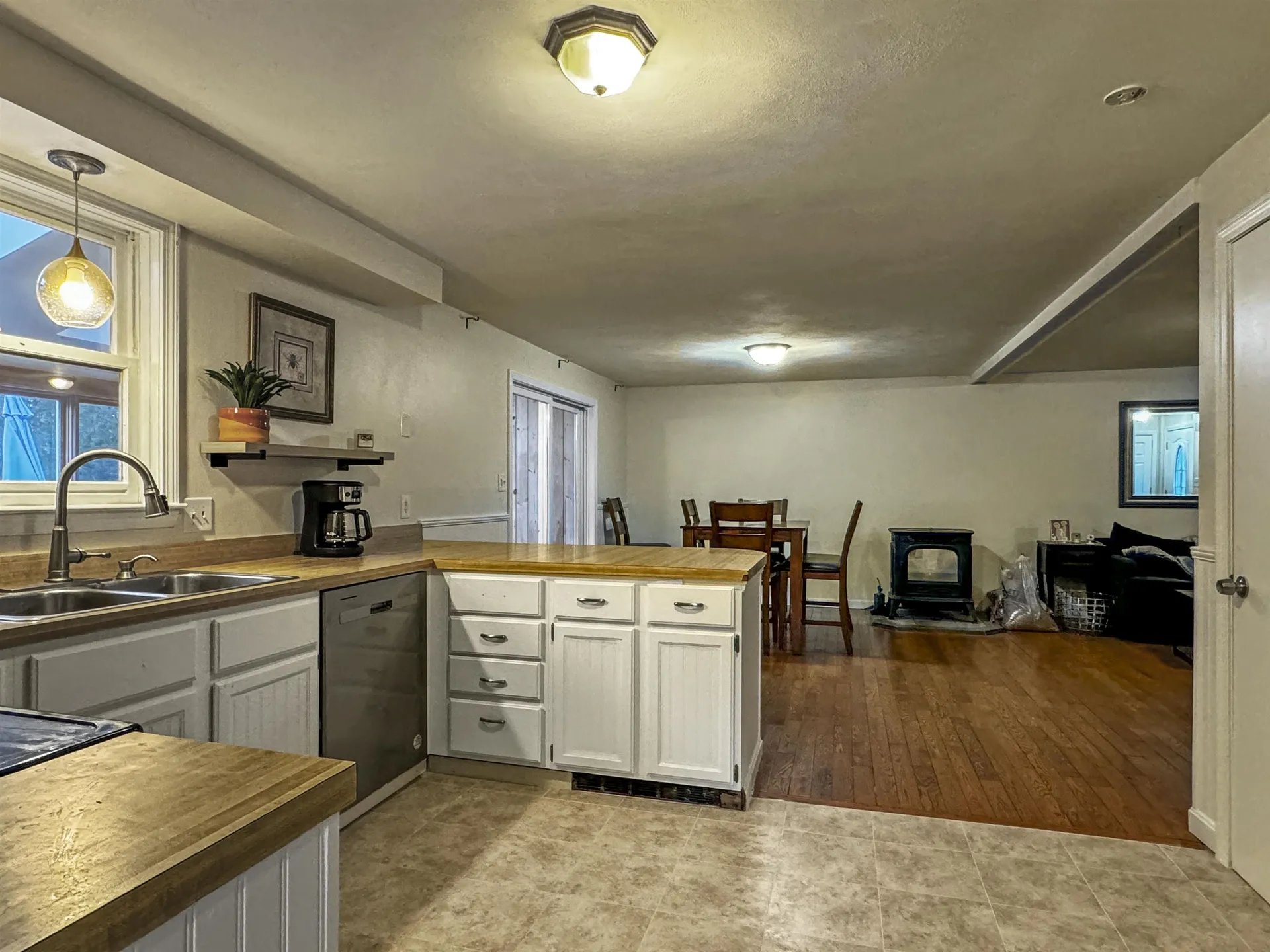 46 Folsom Drive Newmarket NH 03857-2049