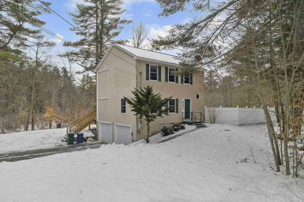 535 Clinton Street Bow NH 03304
