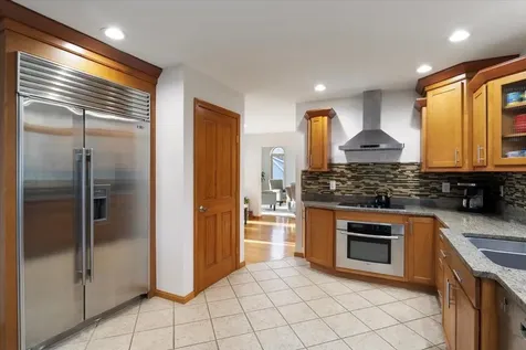 12 Cardinal Circle Derry NH 03038