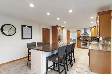 12 Cardinal Circle Derry NH 03038