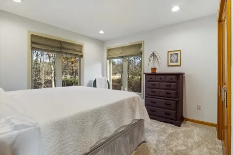 12 Cardinal Circle Derry NH 03038