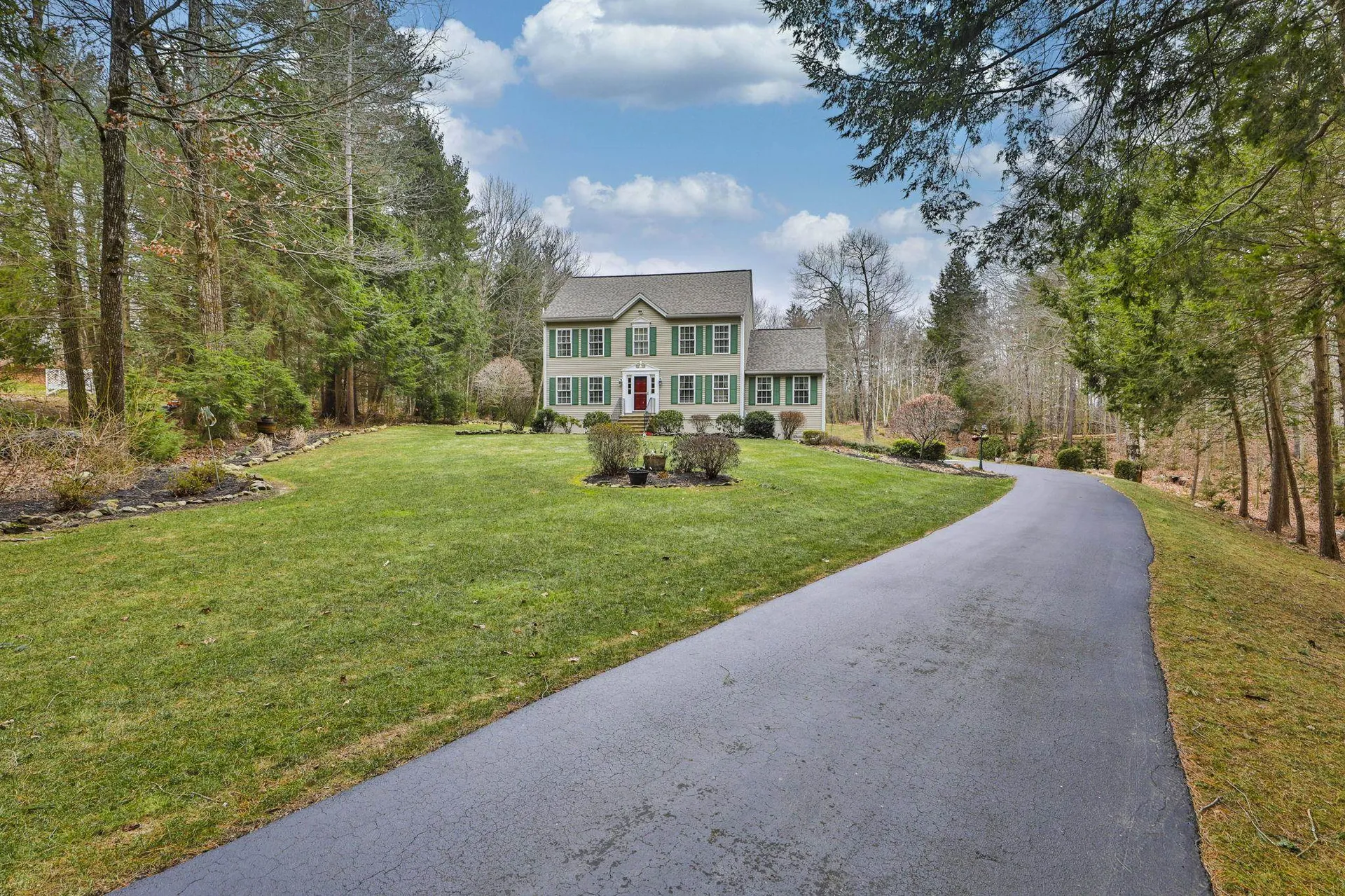 76 Lyford Lane Brentwood NH 03833