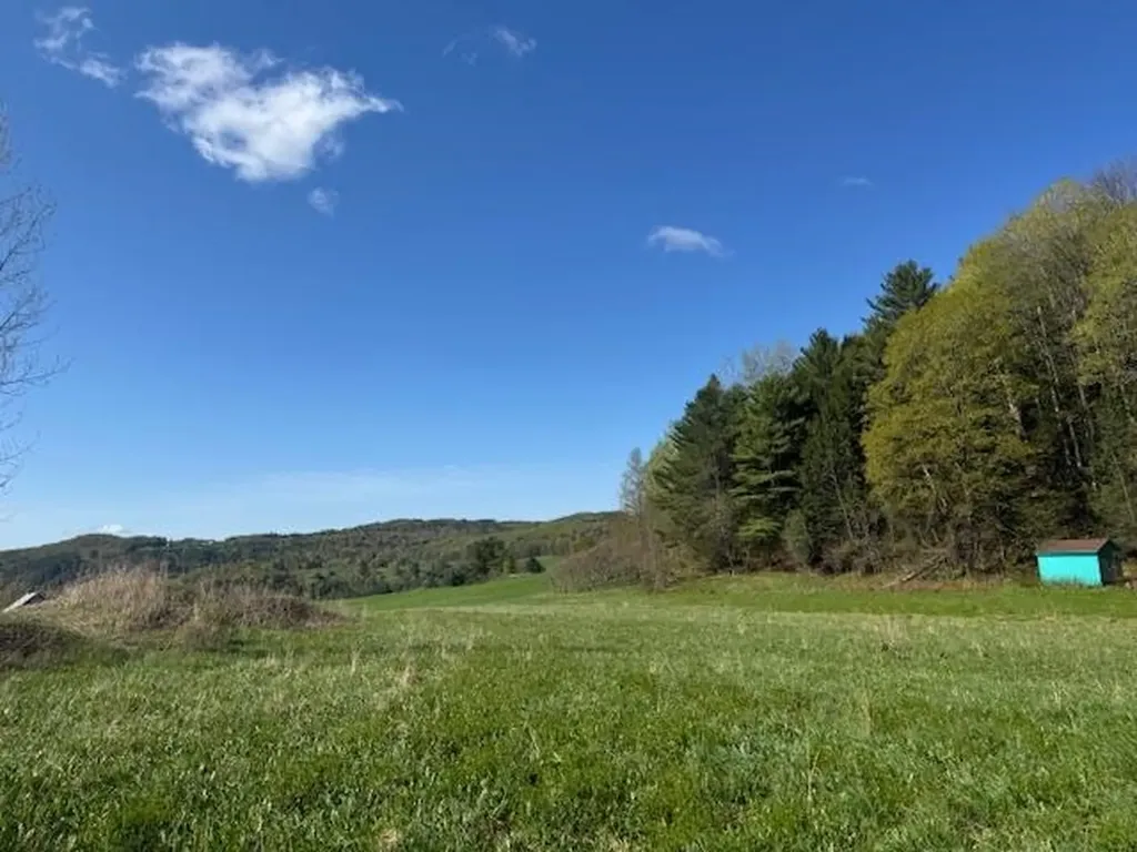 1573 Mount Pleasant Street St. Johnsbury VT 05819