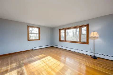 23 Pinewood Drive Merrimack NH 03054