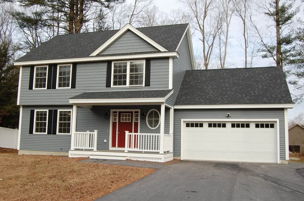 37 Shady Lane Manchester NH 03104