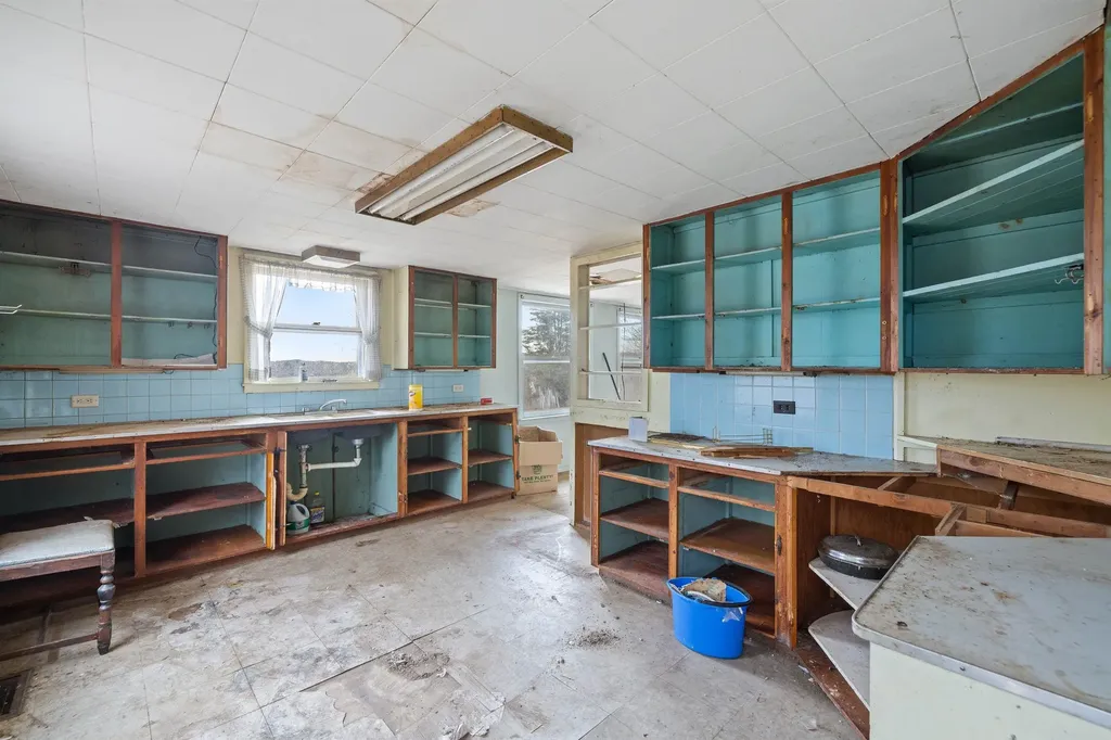 571 Knox Mountain Road Sanbornton NH 03269