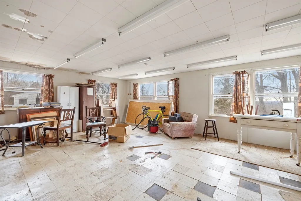 571 Knox Mountain Road Sanbornton NH 03269