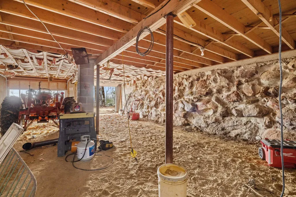 571 Knox Mountain Road Sanbornton NH 03269