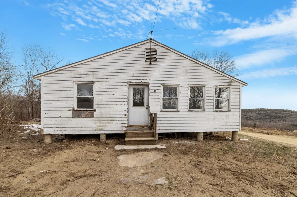 571 Knox Mountain Road Sanbornton NH 03269