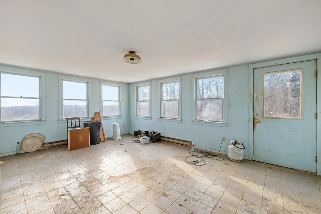 571 Knox Mountain Road Sanbornton NH 03269