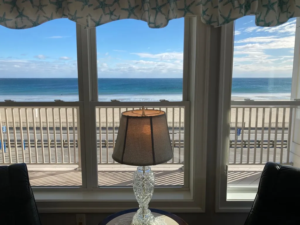 339 Ocean Boulevard Hampton NH 03842