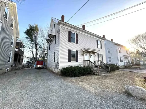 29-31 Elm Street Newmarket NH 03857