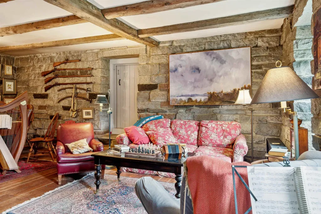 288 Scales Hill Road Washington VT 05675