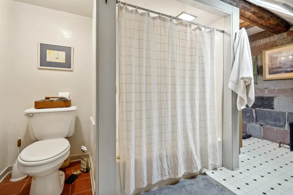 288 Scales Hill Road Washington VT 05675