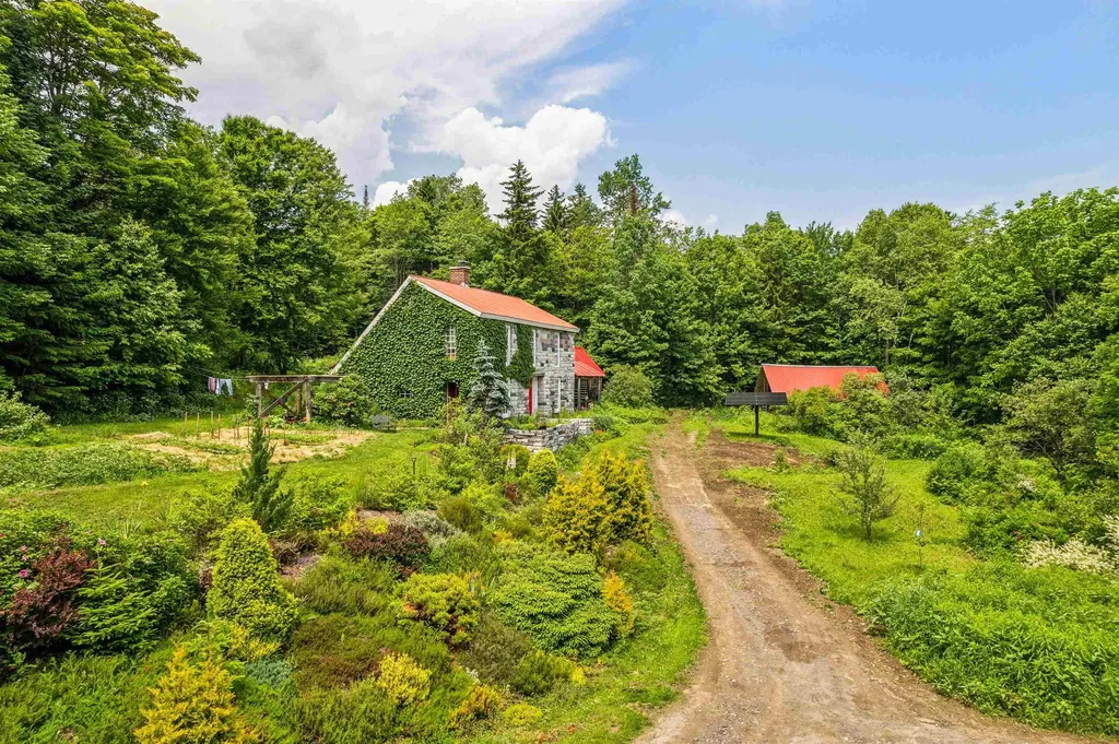 288 Scales Hill Road Washington VT 05675