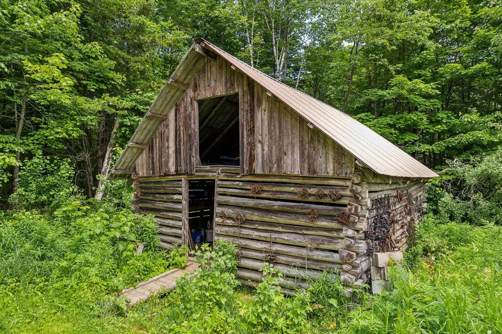 288 Scales Hill Road Washington VT 05675