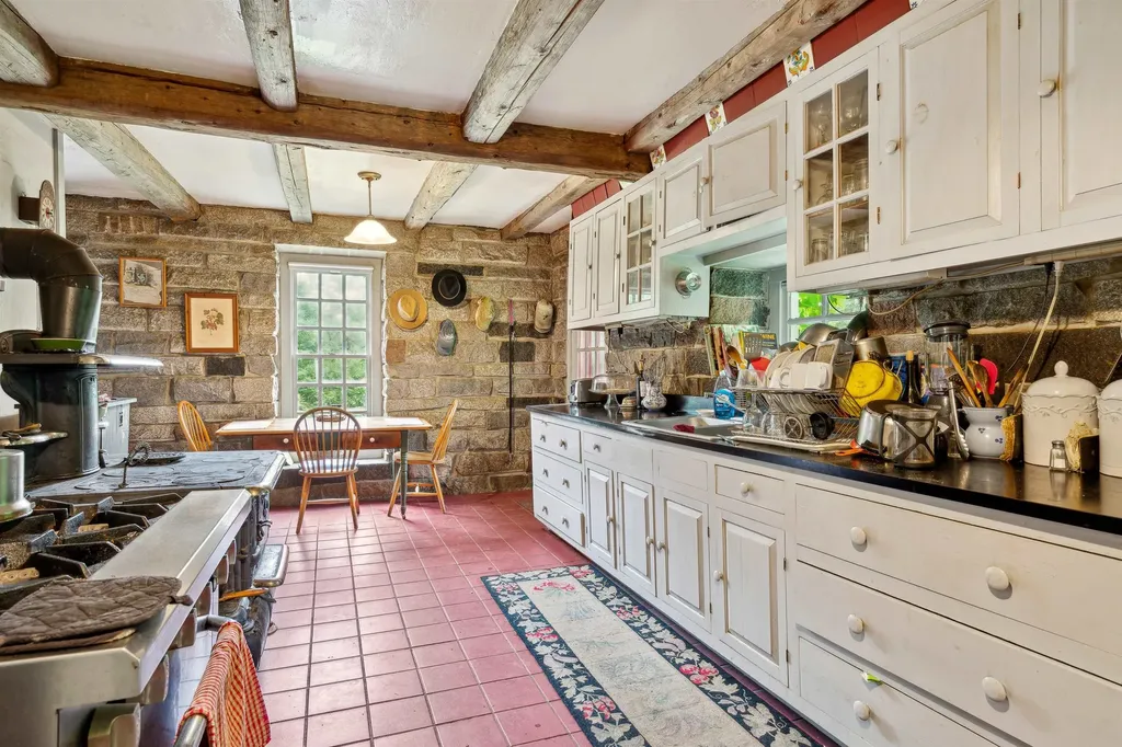 288 Scales Hill Road Washington VT 05675