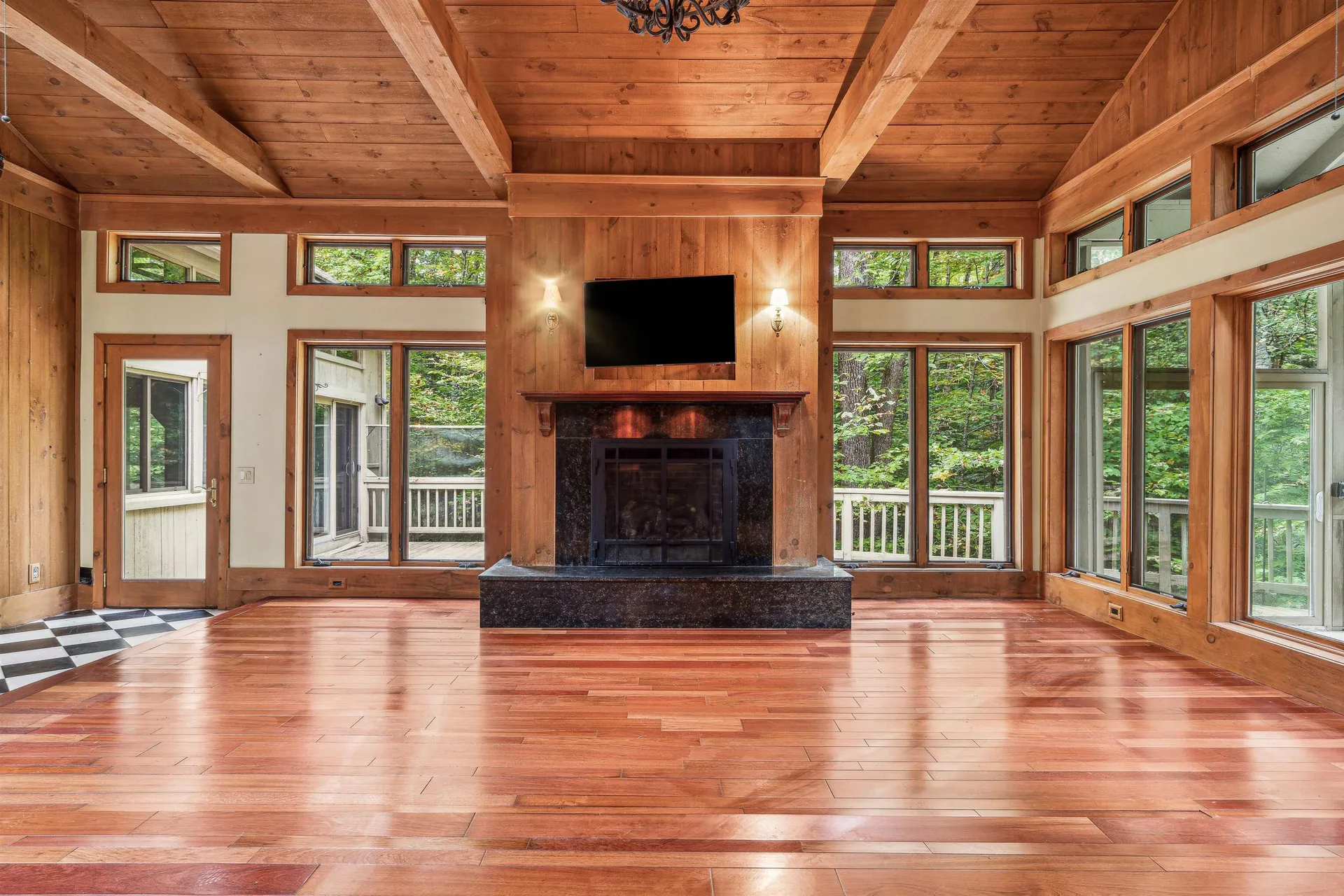 4 Lark Place Enfield NH 03753