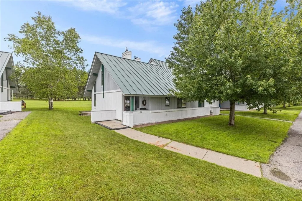 185 Village Green Drive Stowe VT 05672