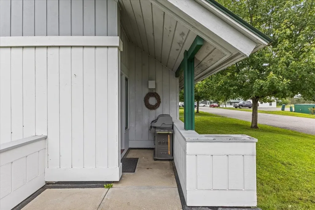 185 Village Green Drive Stowe VT 05672